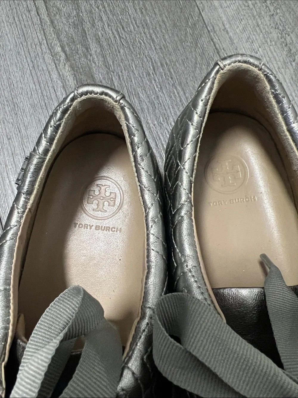 Tory Burch Marion Quilted Sneaker /Gunmetal/ size 10